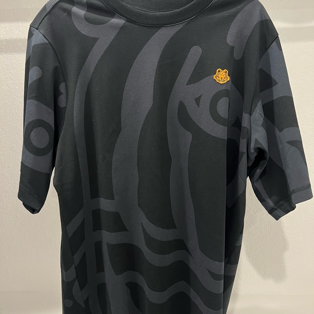 kenzo k42p215 T-tiger skate T-shirt size M